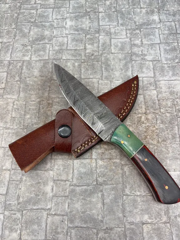 Handmade Damascus Steel Knife with Leather Sheath