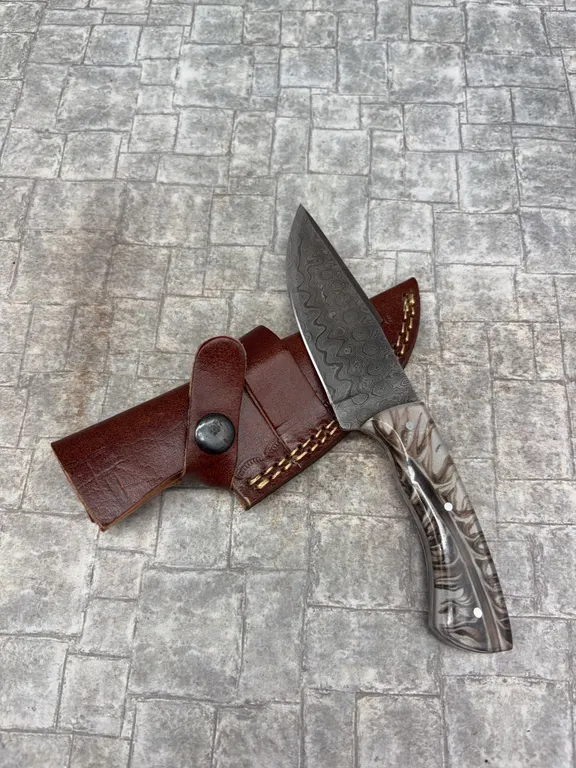 Handmade Damascus Steel Knife with Leather Sheath