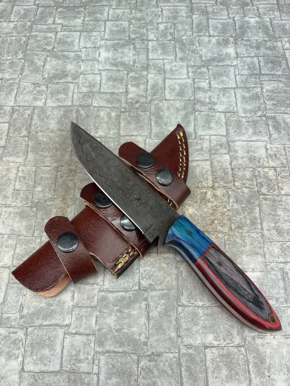 Handmade Damascus Steel Knife with Leather Sheath