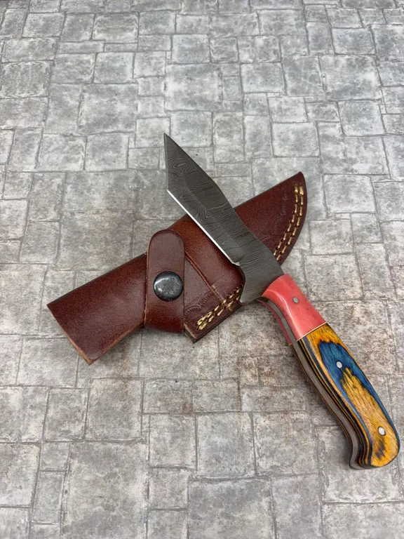 Handmade Damascus Steel Knife with Leather Sheath