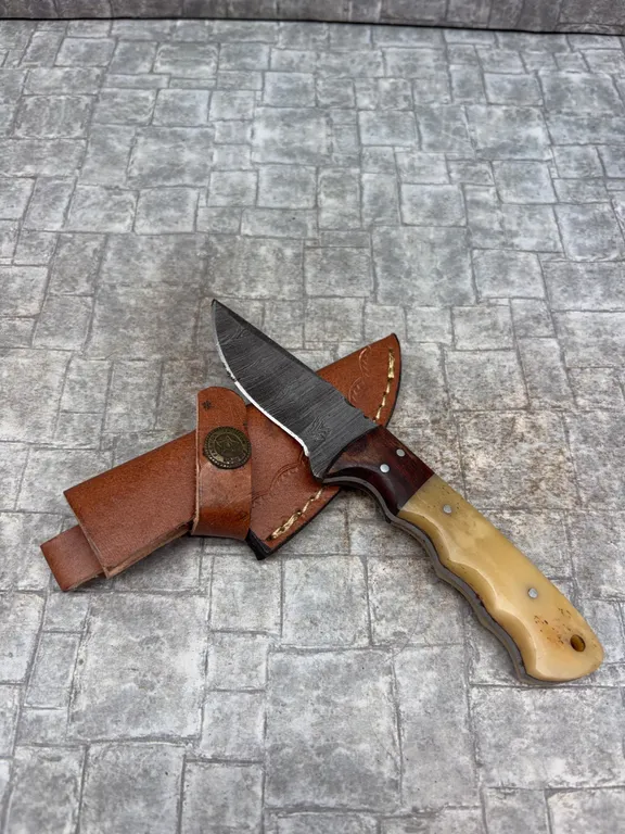 Handmade Damascus Steel Knife with Leather Sheath