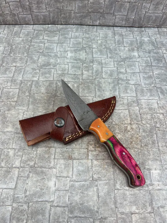Handmade Damascus Steel Knife with Leather Sheath