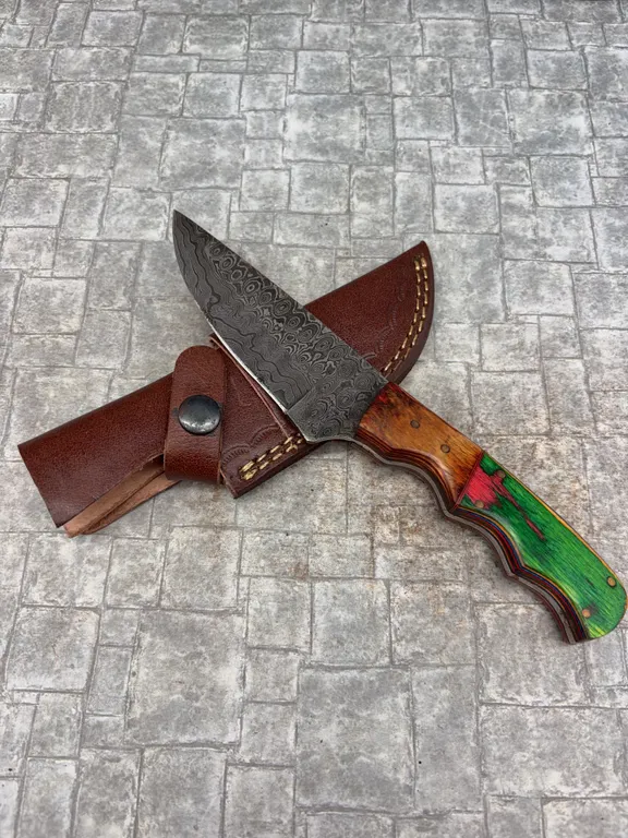 Handmade Damascus Steel Knife with Leather Sheath