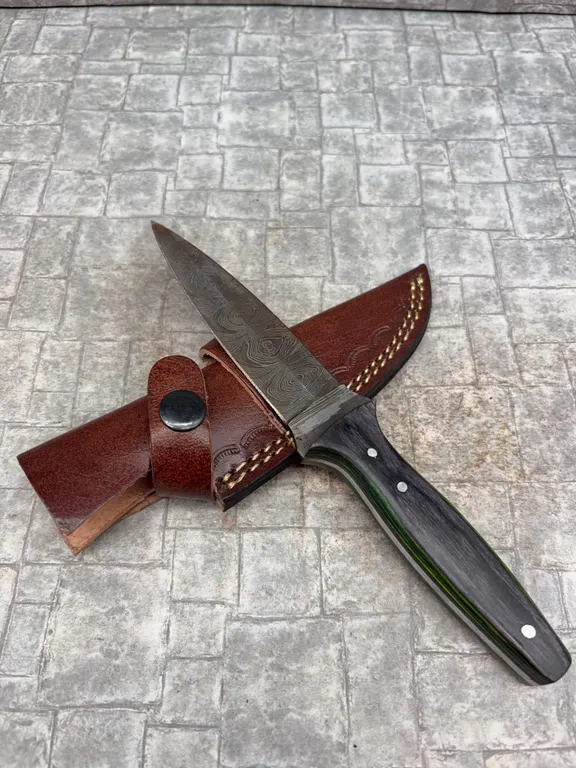 Handmade Damascus Steel Knife with Leather Sheath