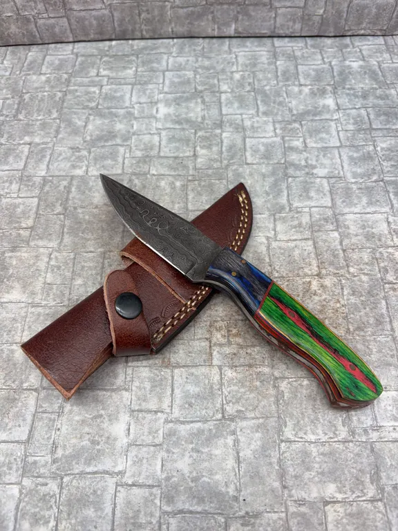 Handmade Damascus Steel Knife with Leather Sheath