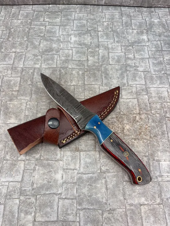 Handmade Damascus Steel Knife with Leather Sheath
