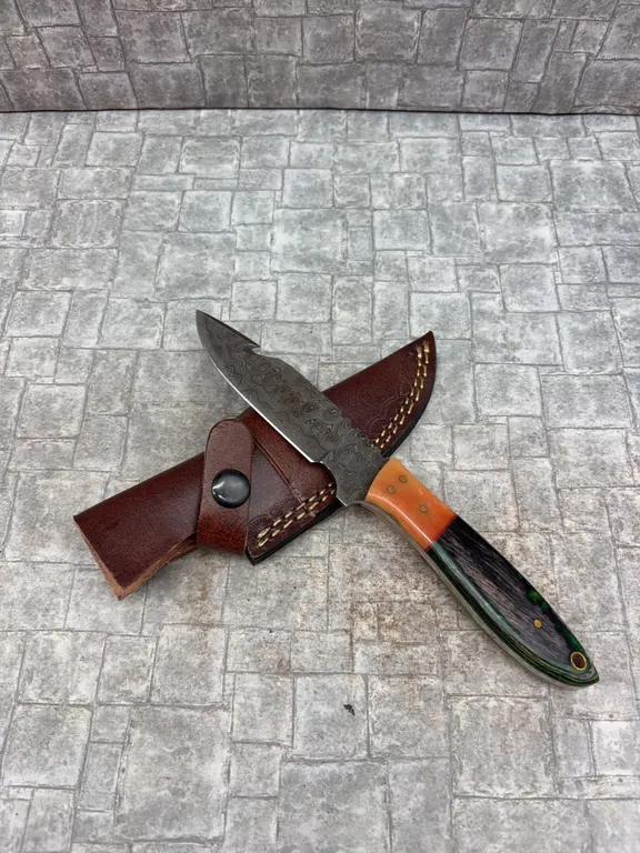 Handmade Damascus Steel Knife with Leather Sheath