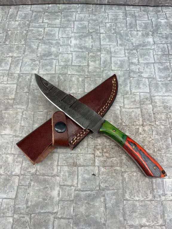 Handmade Damascus Steel Knife with Leather Sheath