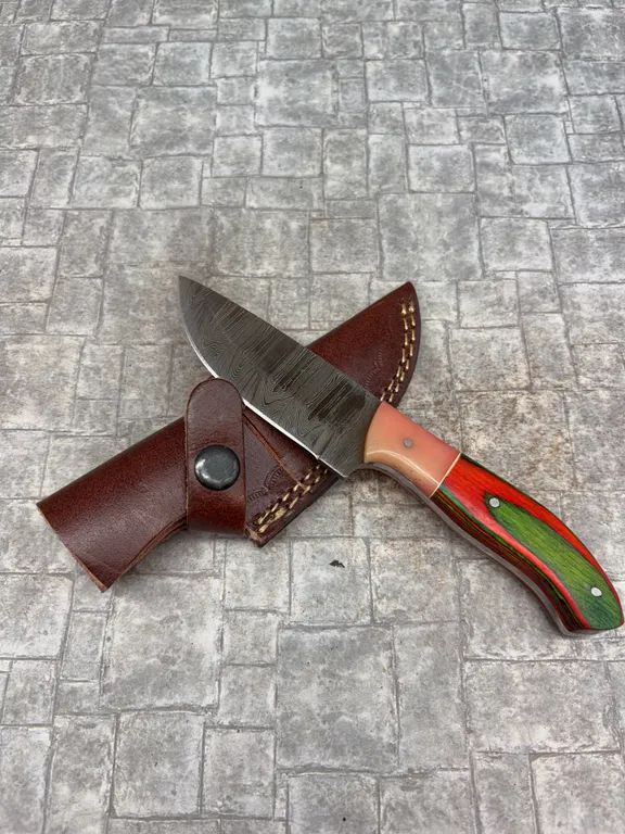 Handmade Damascus Steel Knife with Leather Sheath