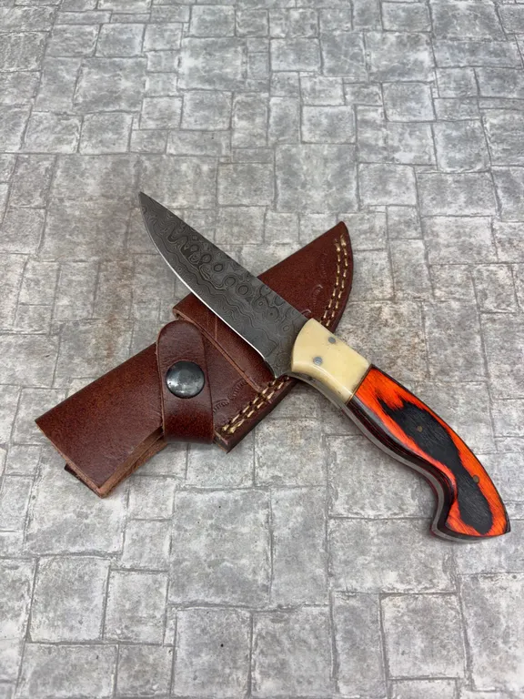 Handmade Damascus Steel Knife with Leather Sheath