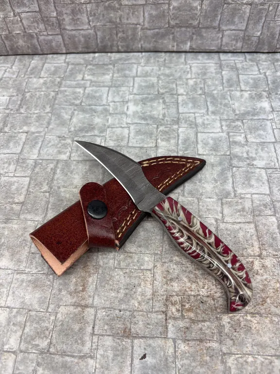 Handmade Damascus Steel Knife with Leather Sheath