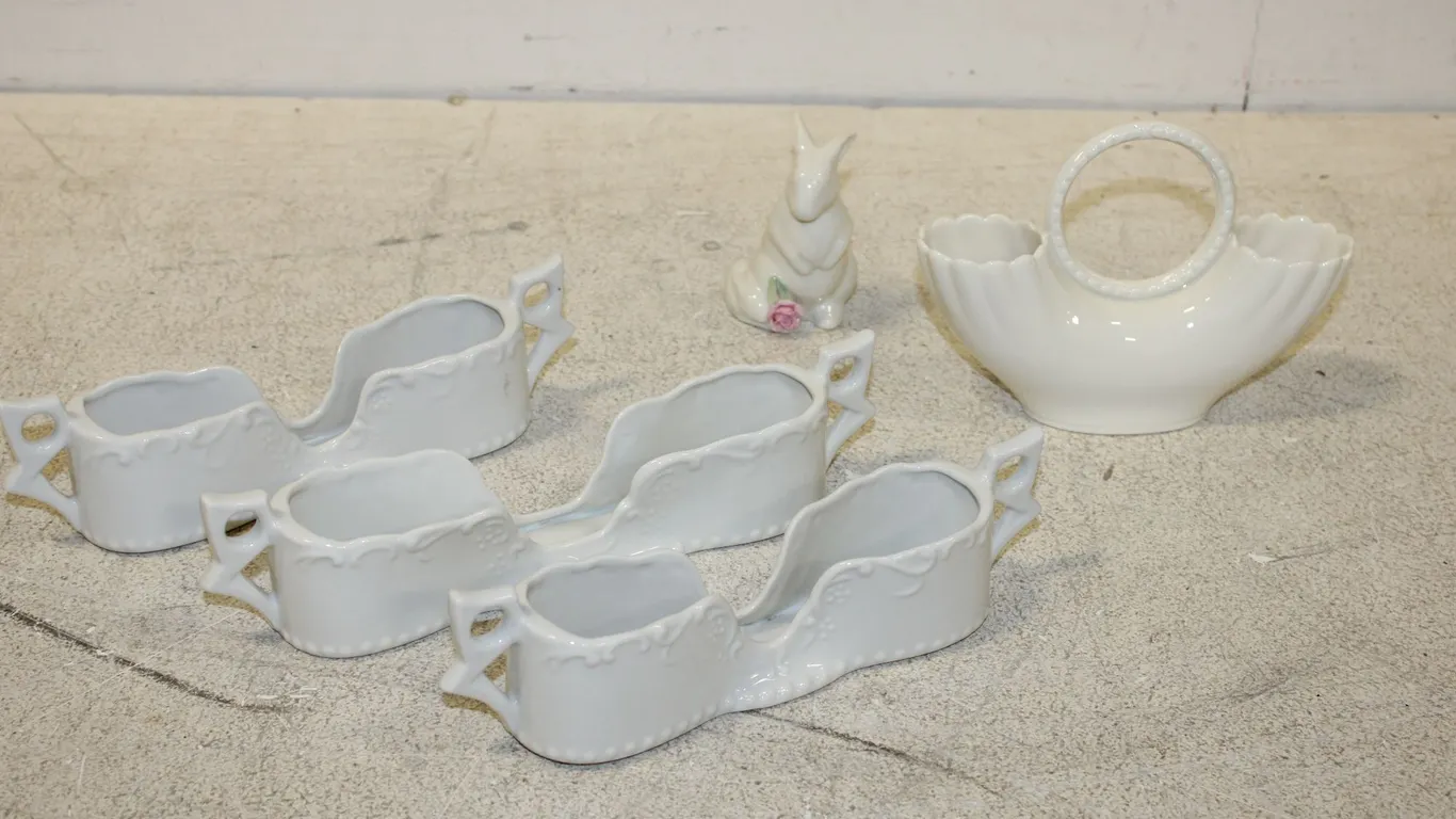 Porcelain Tableware & Rabbit