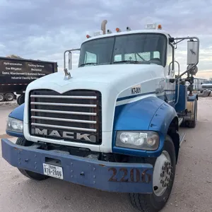 2009 MACK GU713 KILL TRUCK T/A TANDEM AXLE DAY CAB TRUCK TRACTOR VIN: 1M2AX07Y09M005339