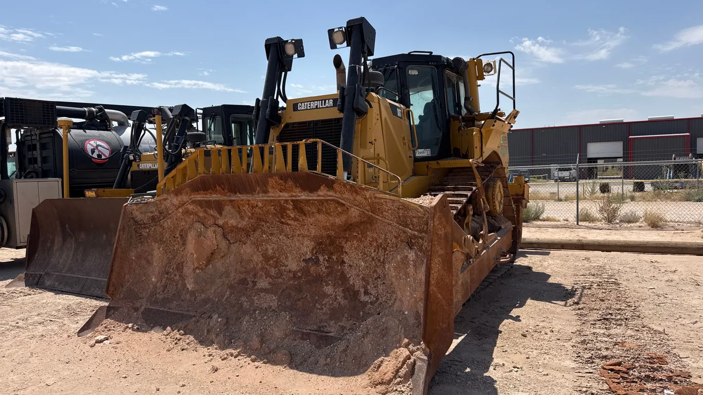 2014 CAT D8T CRAWLER TRACTOR SN: CAT00D8TCFCT01173