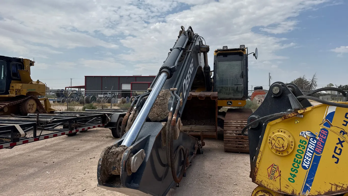 2014 DEERE 290G HYDRAULIC EXCAVATOR SN: 1FF290GXLEE706188