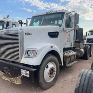 2015 FREIGHTLINER 122SD T/A TANDEM AXLE DAY CAB TRUCK TRACTOR VIN: 3AKJGNDV5FDGD5760