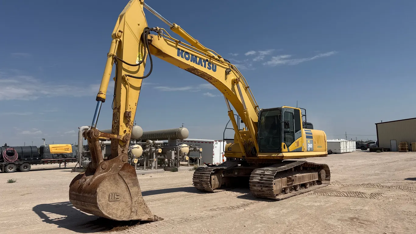 2014 KOMATSU PC360LC-10 HYDRAULIC EXCAVATOR SN: KMTPC242A02070202