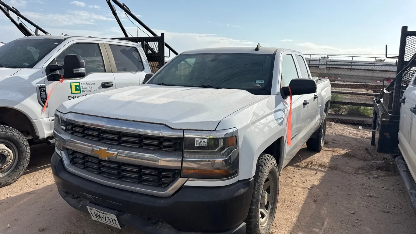 2019 CHEVROLET SILVERADO 1500 CREW CAB 4X4 PICKUP VIN: 2GCVKNEC0K1121960
