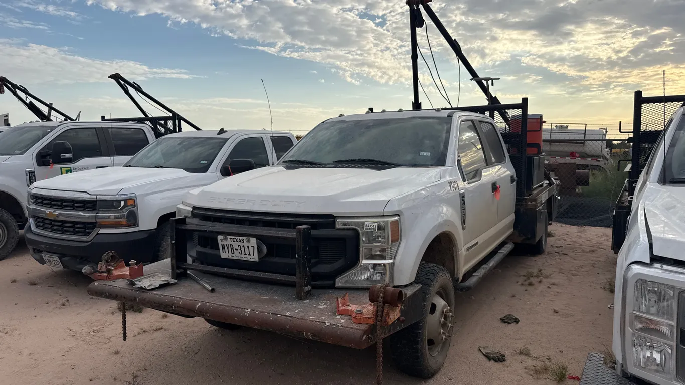 2020 FORD F350 S/A FLATBED TRUCK VIN: 1FD8W3HT7LEC54535