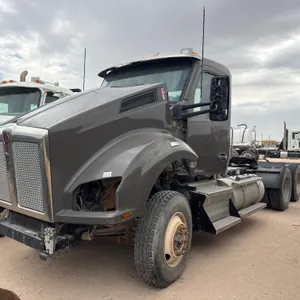2019 KENWORTH T880 T/A TANDEM AXLE DAY CAB TRUCK TRACTOR VIN: 1XKZDP9X1KJ245265