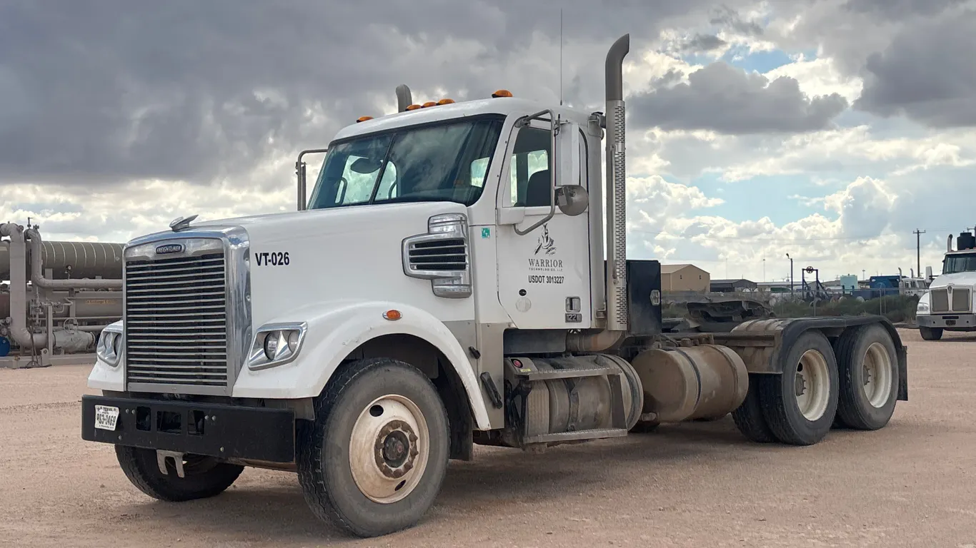 2020 FREIGHTLINER 122SD TANDEM AXLE DAY CAB TRUCK TRACTOR VIN: 3AKJGNDV7LDLP1731