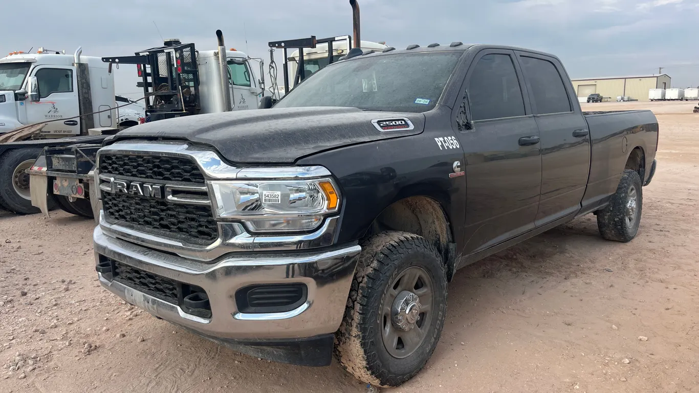 2023 RAM 2500 4X4 HEAVY DUTY PICKUP TRUCK VIN: 3C6UR5HL8PG529311