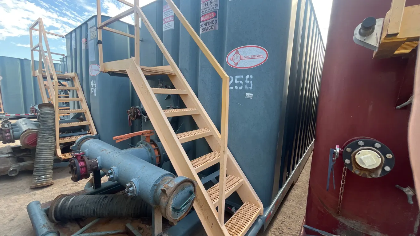 DRAGON FRAC TANK TRAILER