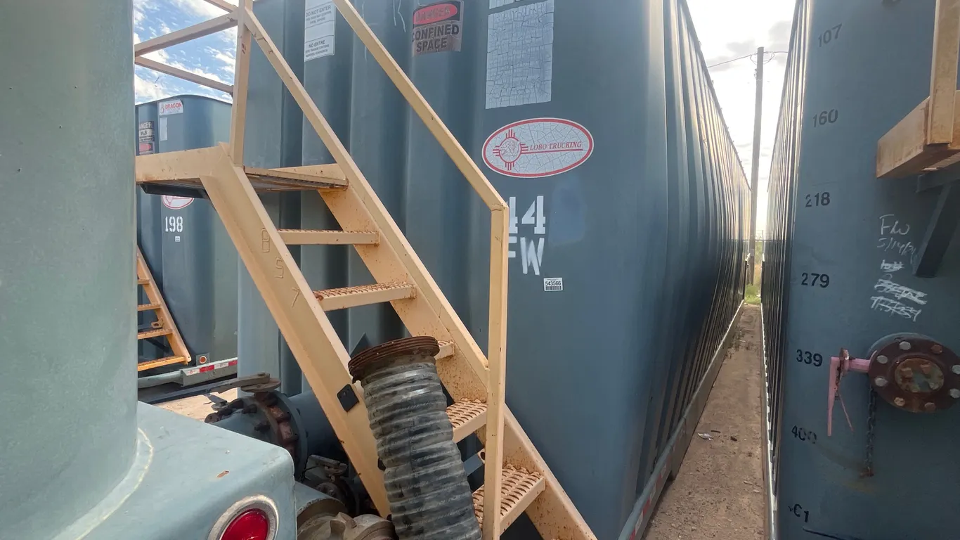 DRAGON FRAC TANK TRAILER