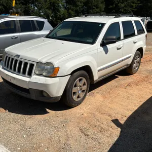 2010 JEEP GRAND CHEROKEE LAREDO SUV VIN: 1J4PR4GK2AC121092