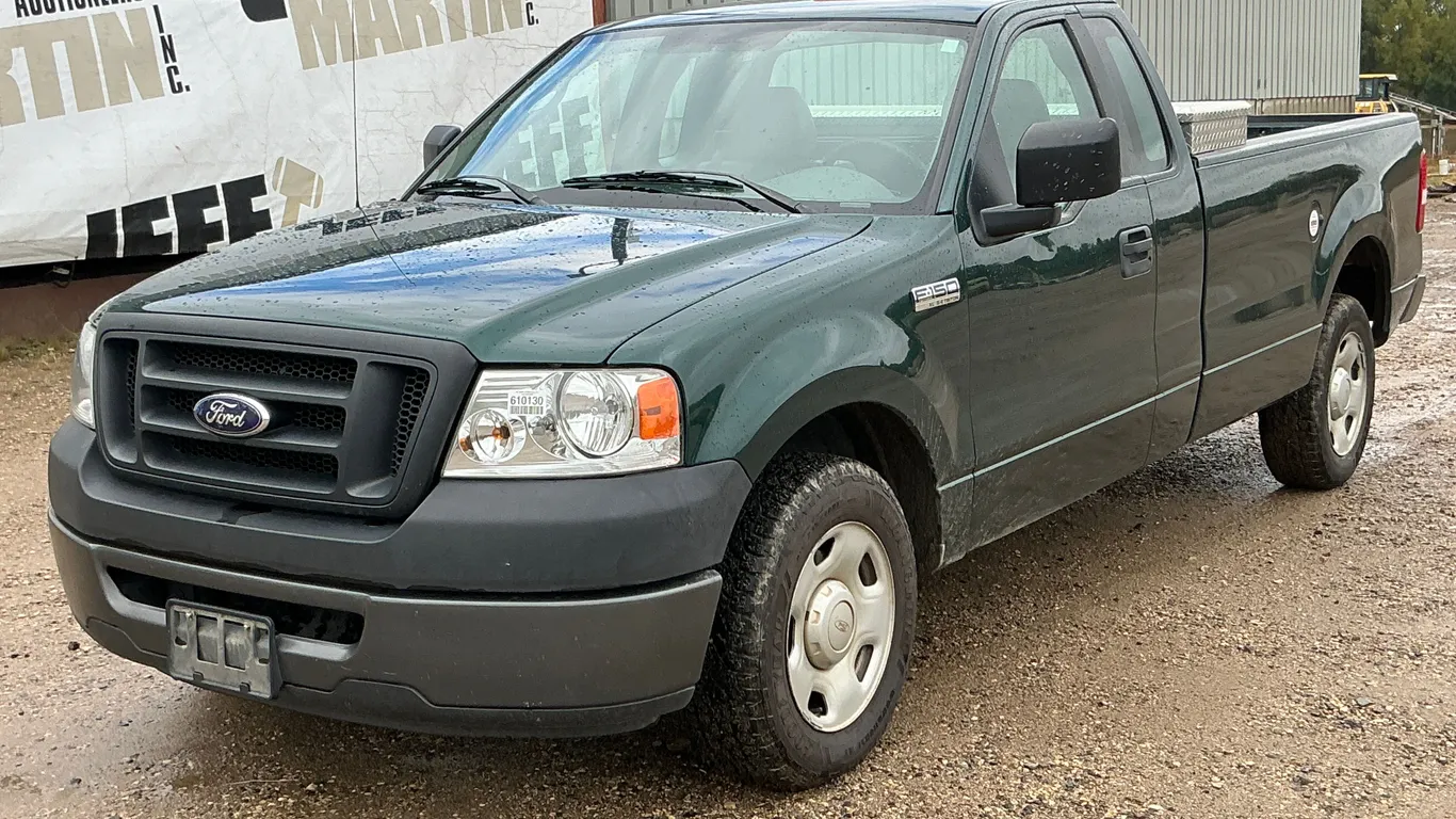 2008 FORD F-150 XL EXTENDED CAB 4X2 PICKUP VIN: 1FTPF12V78KD70390