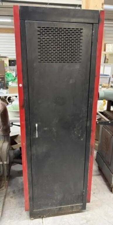 Metal Locker With Wooden Shelves, 25x31x71 "