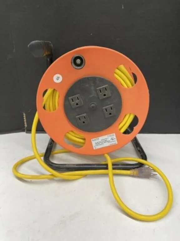 Extension Cord Reel With 4 Plugs