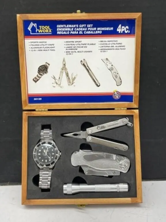 Gentleman’s Gift Set - Watch, Utility Knife,