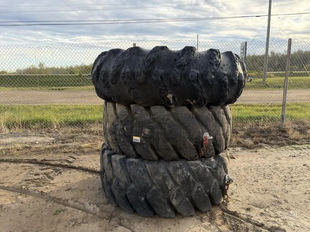 Three Tire Float