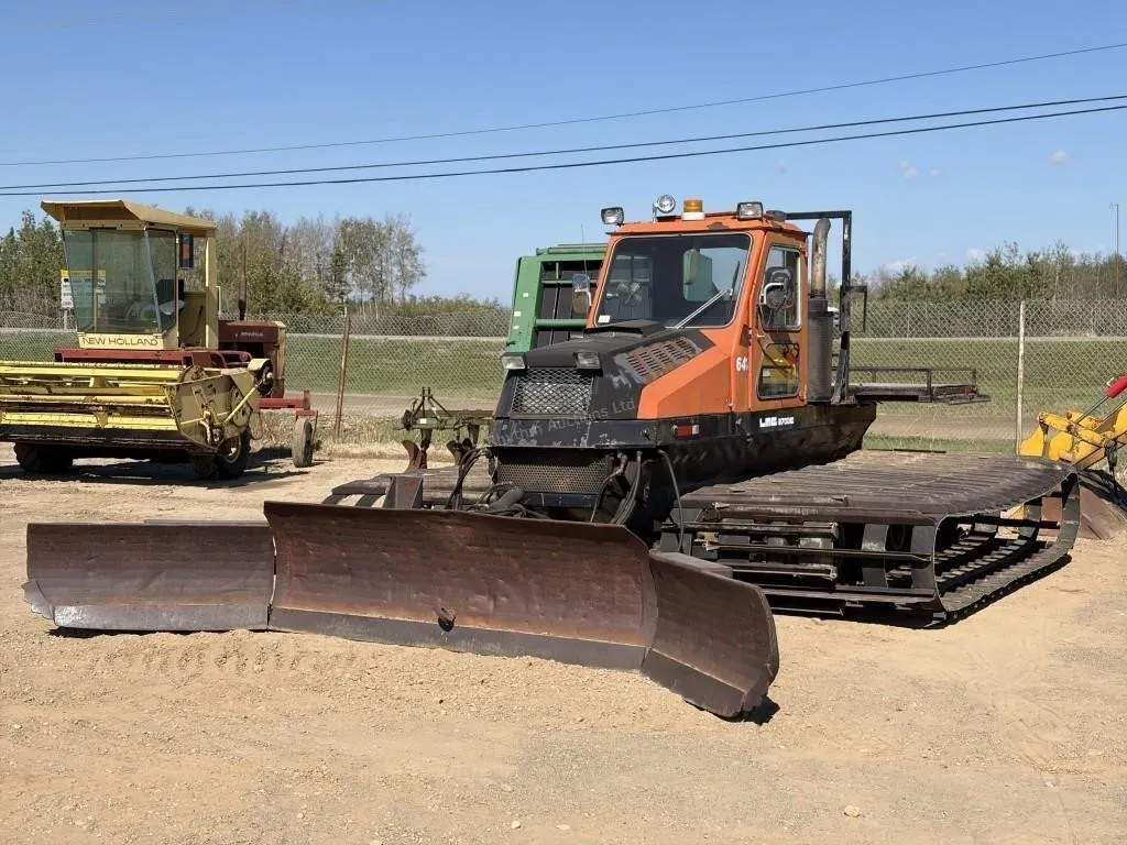 1987 LMC 3700E Snow Cat