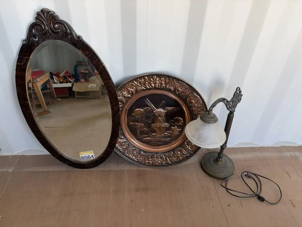 Mirror, Lamp & Wall Decorations