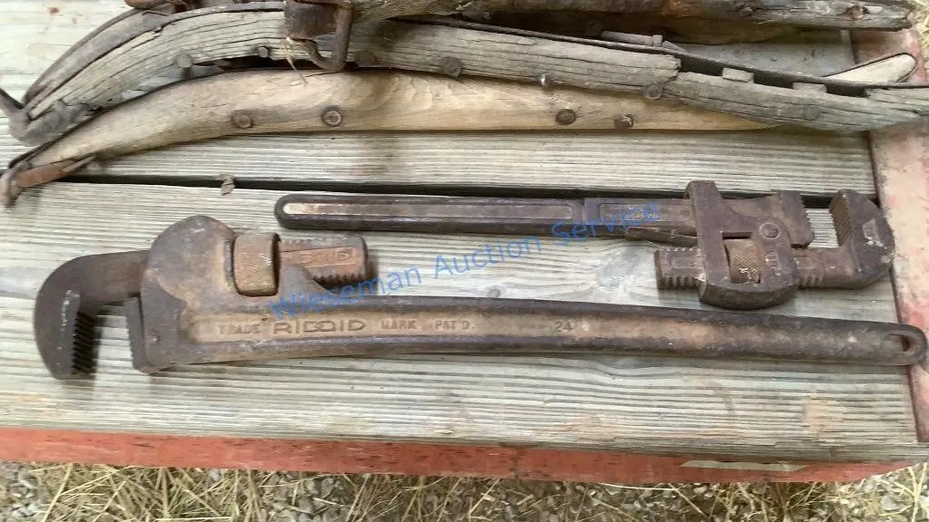 PIPE WRENCHES - RIDGID & MOROCO