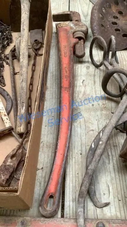 RIDGID 36" PIPE WRENCH