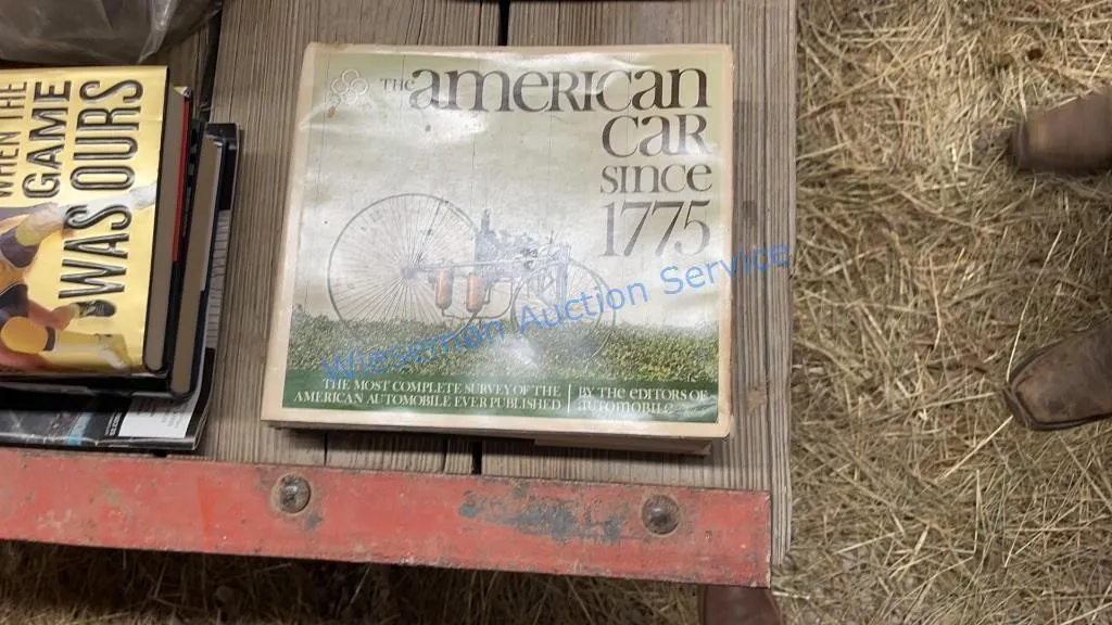 AMERICAN CAR BOOK
