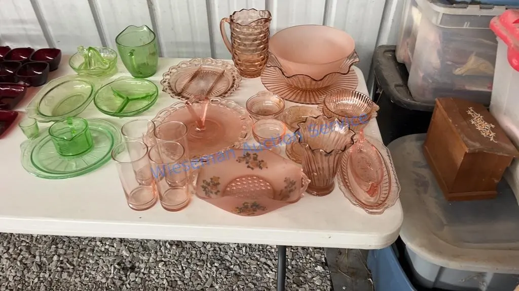 PINK GLASSWARE