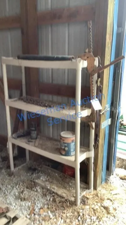 FENCE STRETCHER, PLASTIC SHELF, PIPE, ETC