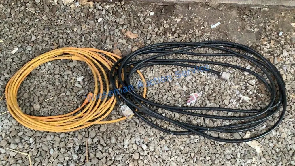 EXTENSION CORDS