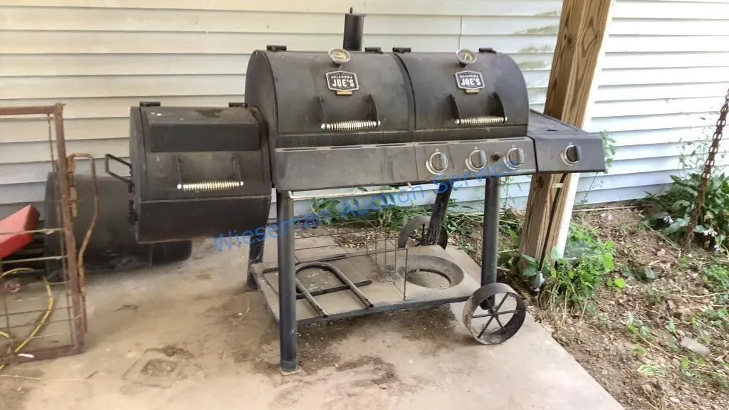 OKLAHOMA JOE�S SMOKER GRILL