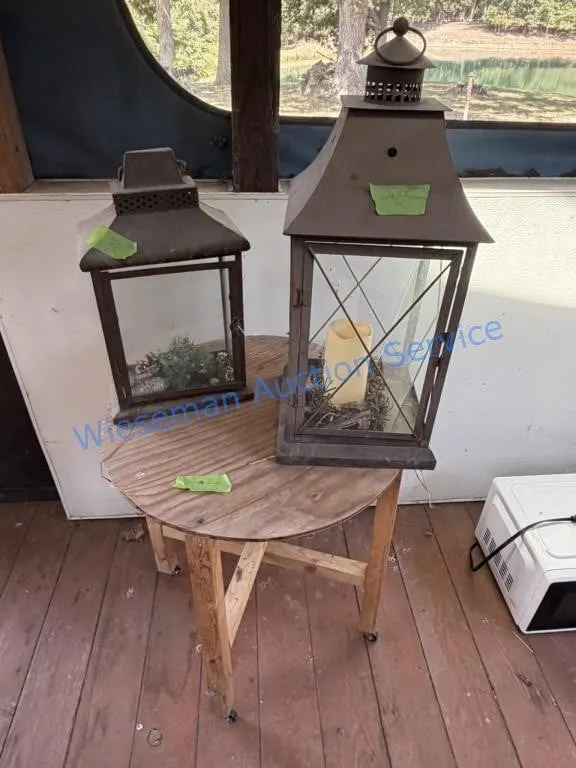 DECORATIVE LANTERNS AND END TABLE