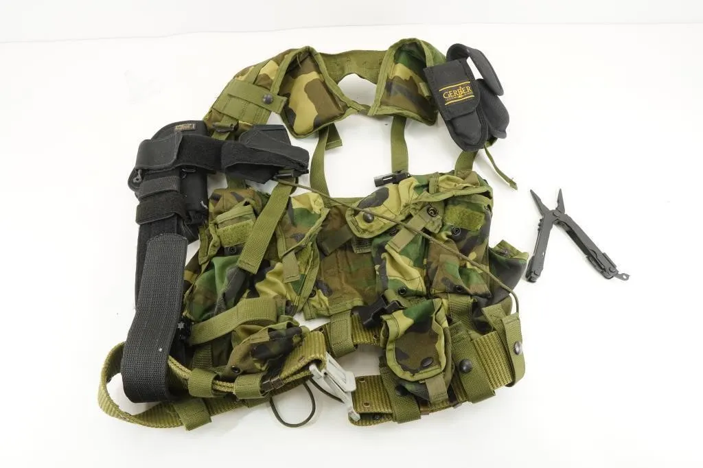 MILITARY LOAD BEARING VEST/BELT