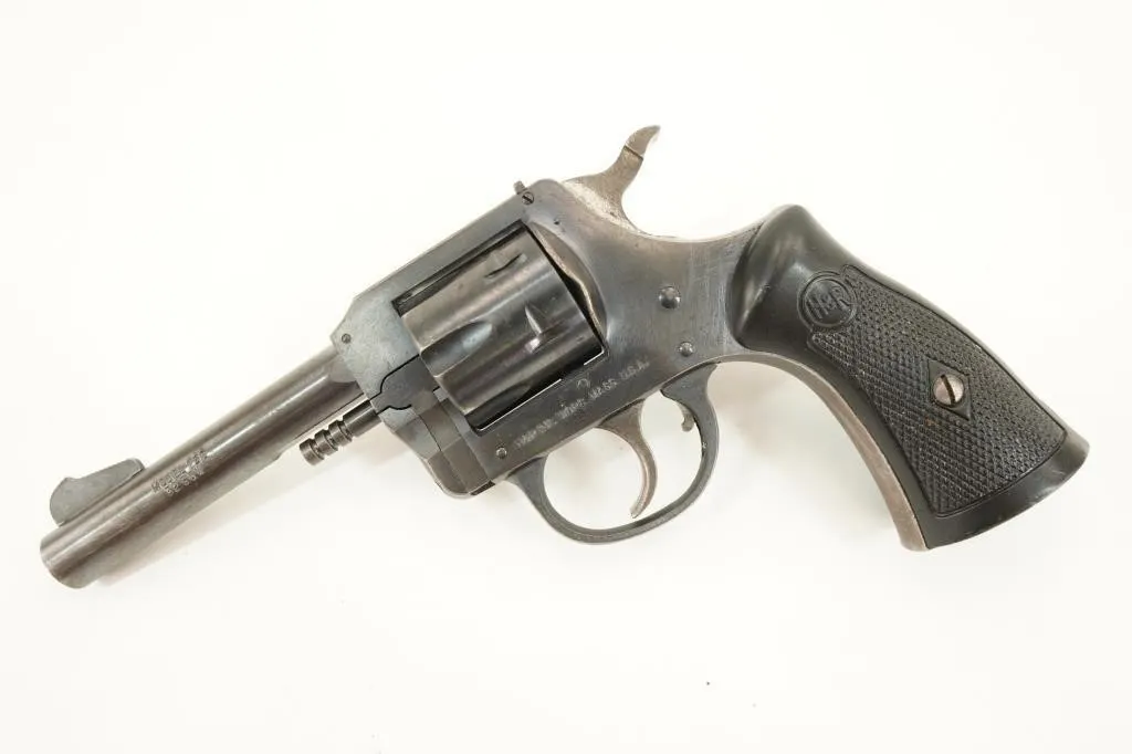 H&R 732 .32 ACP