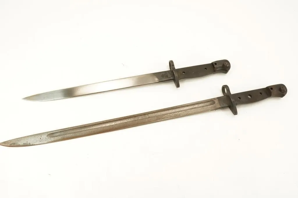 Bayonet Lot