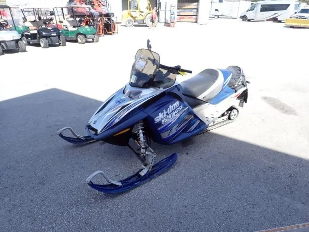 2006 Ski-Doo GSX 600SDI Snowmobile 2BPSDD6A16V0003