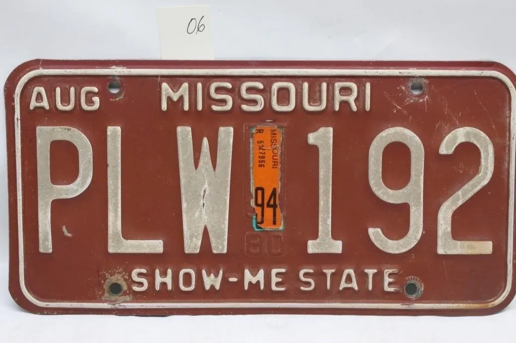 Missouri License Plate PLW 192
