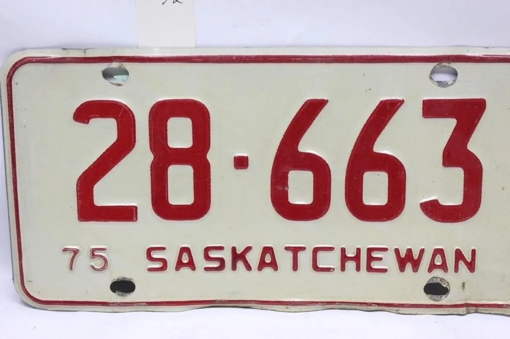 1975 Saskatchewan License Plate 28-663